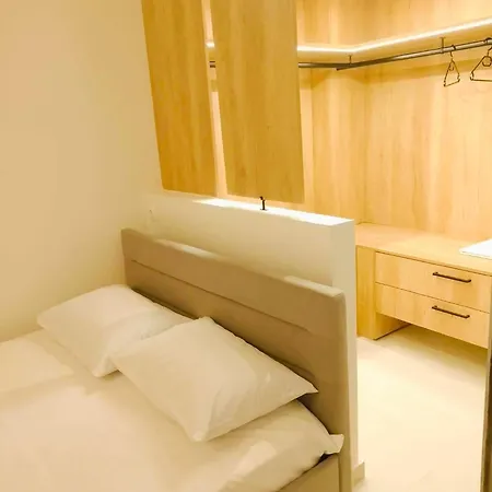 Lux Nest In Toumba * Салоники