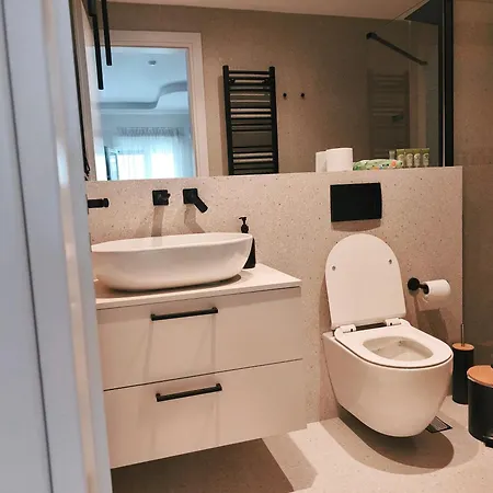 Lux Nest In Toumba * Салоники